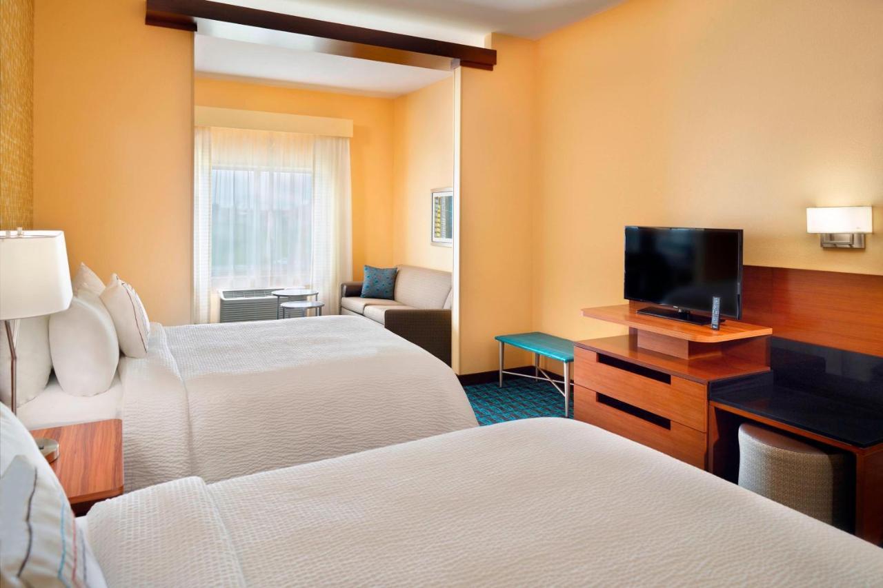 Fairfield Inn & Suites by Marriott Hendersonville Flat Rock Exterior foto